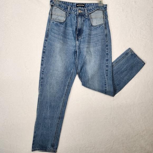 Momocrom High waisted straight leg Jeans US size 6 - Picture 1 of 16
